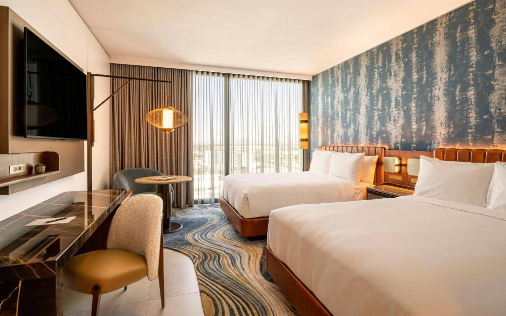 Entertainment District Deluxe Queen Room with Two Queen Beds interior